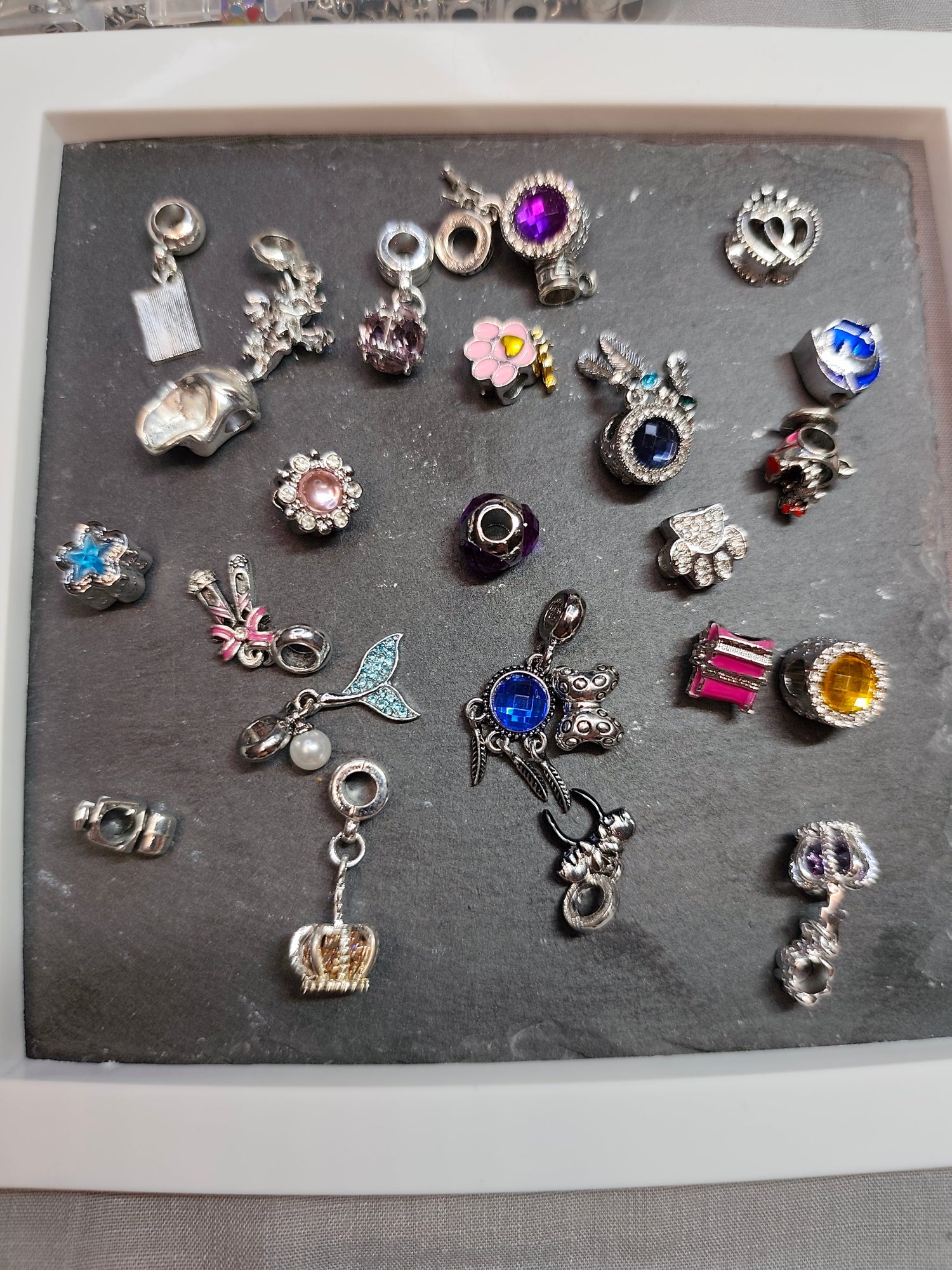 Βραχιόλια τύπου Dora